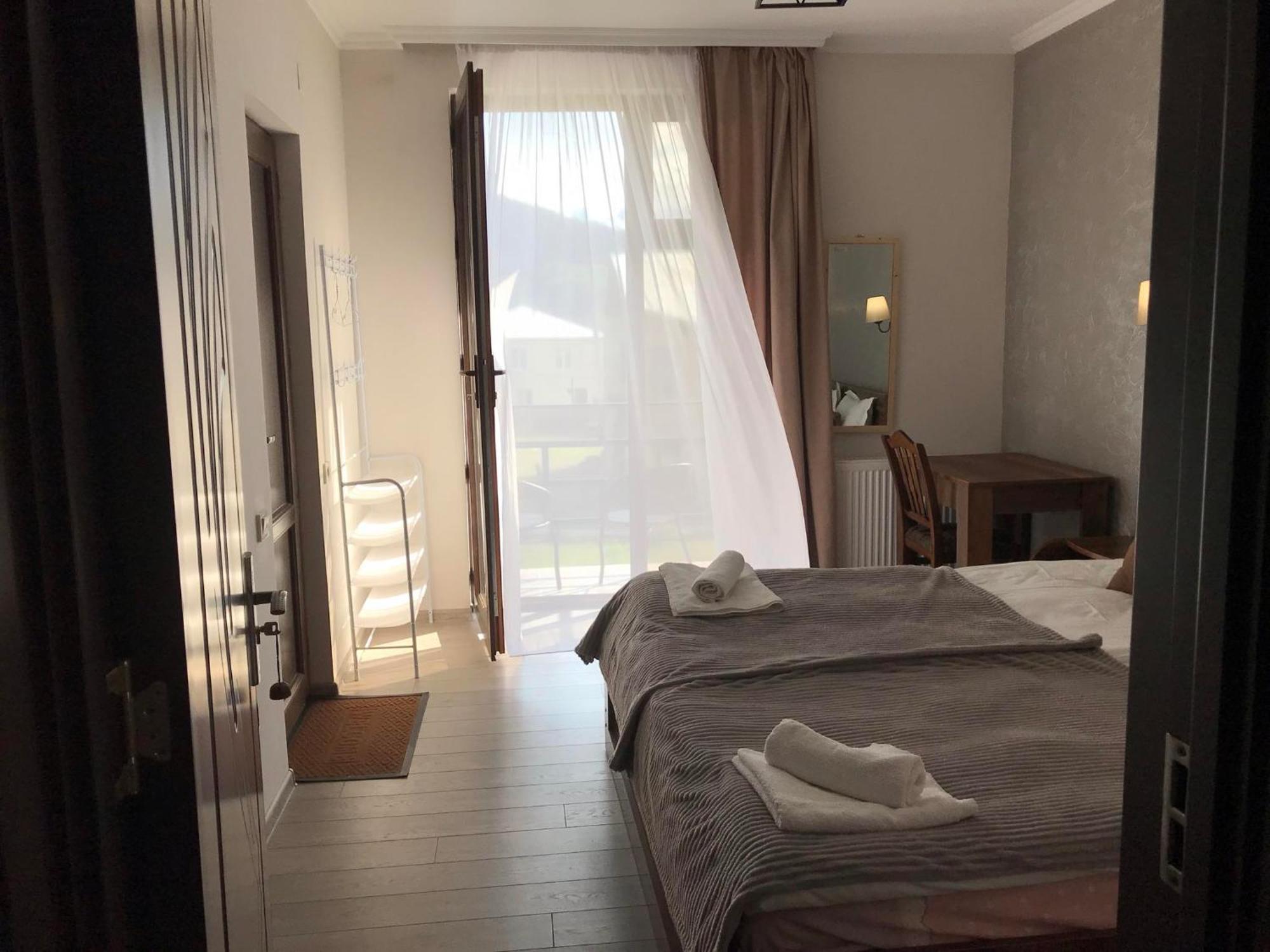 Ninama Hotel Mestia Cameră foto