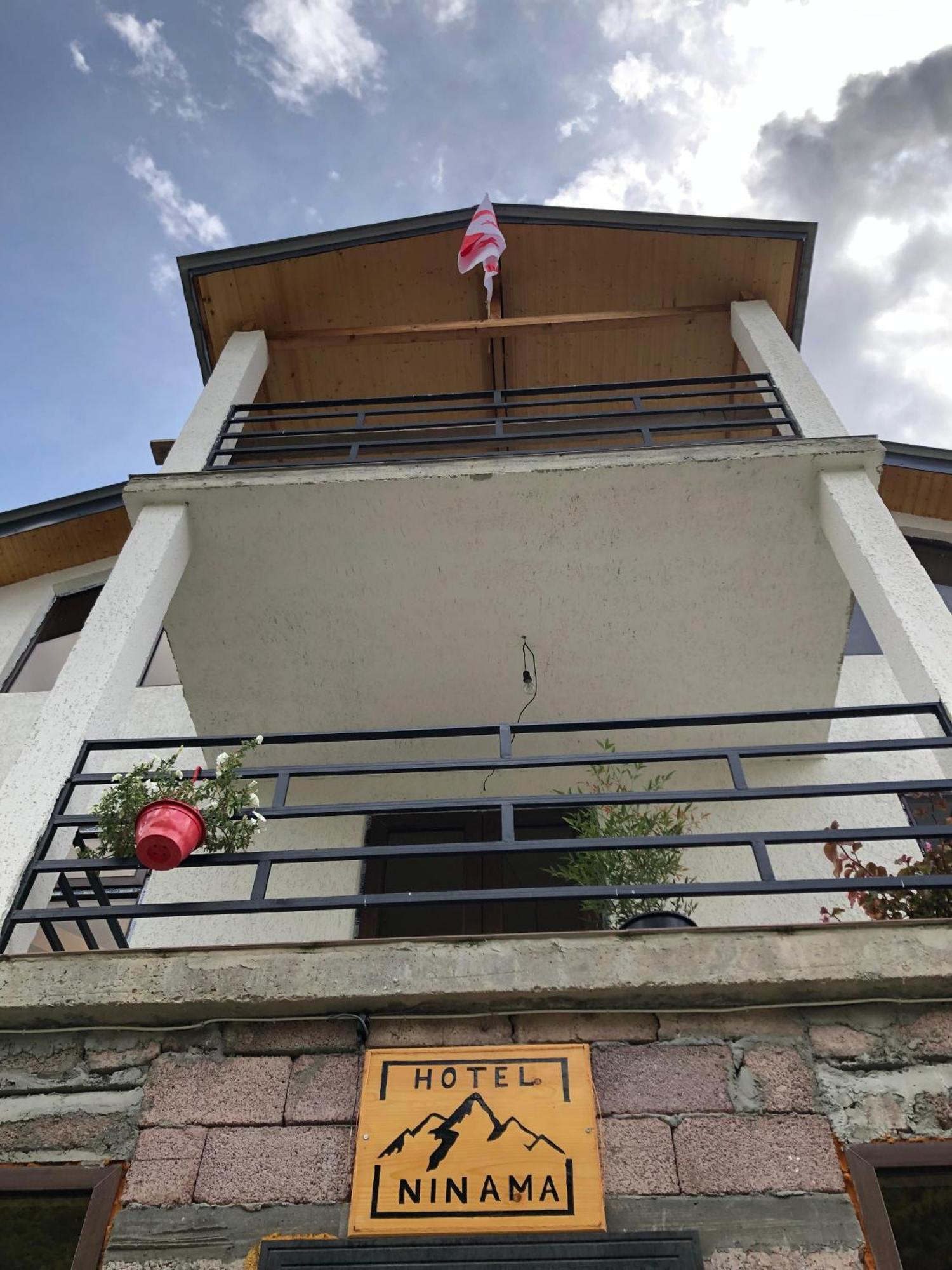 Ninama Hotel Mestia Exterior foto