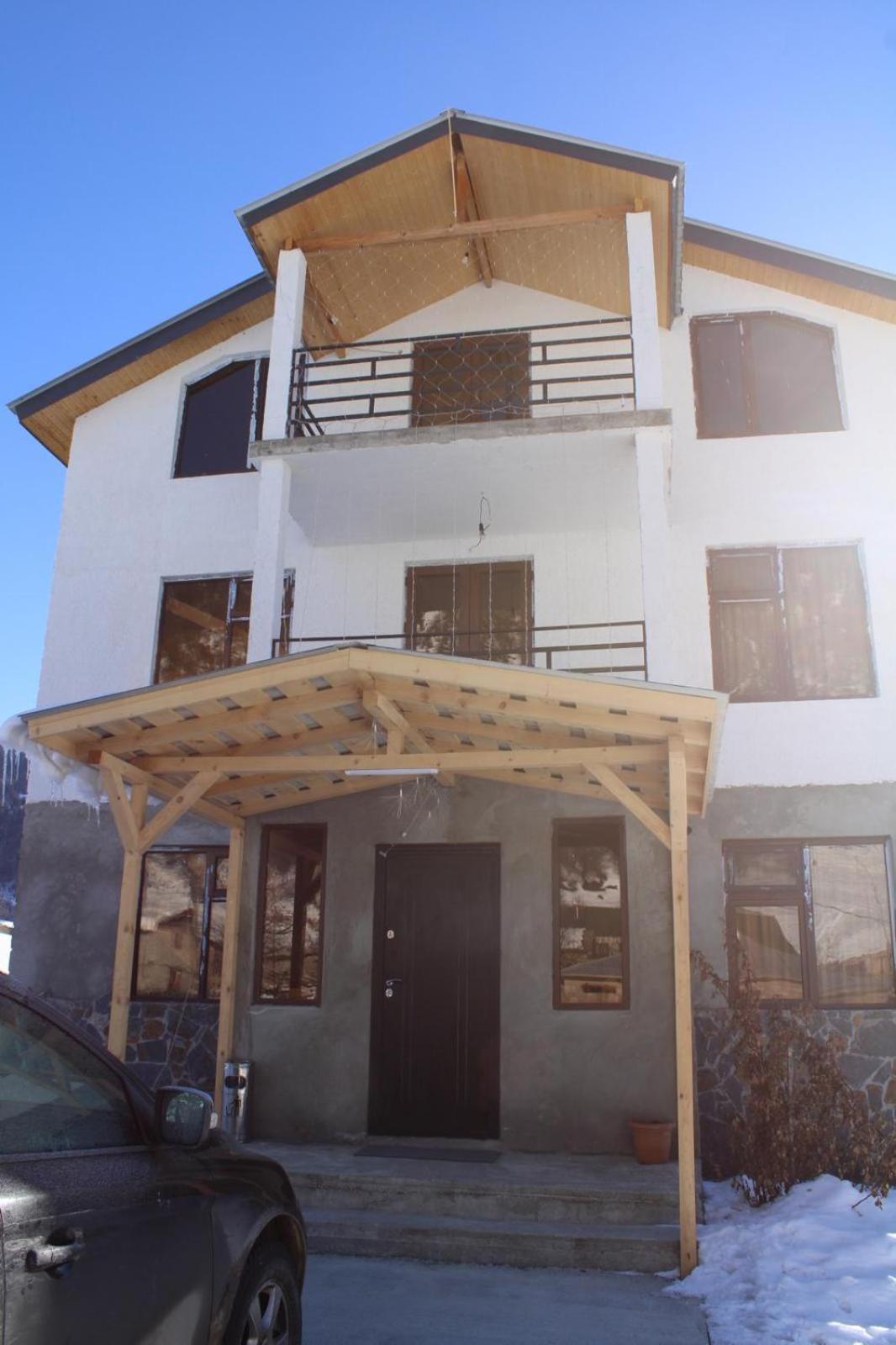 Ninama Hotel Mestia Exterior foto